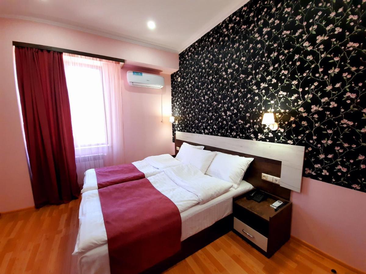 Cherry Garden Boutique Hotel Yeghegnadzor Eksteriør billede
